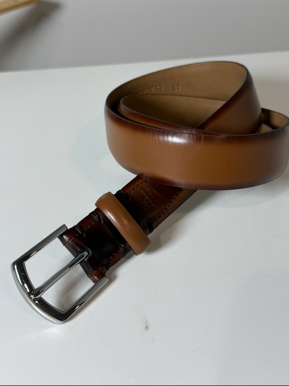Banana Republic Size 32 Two-Tone Antique Brown Leather Belt with Silver Buckle